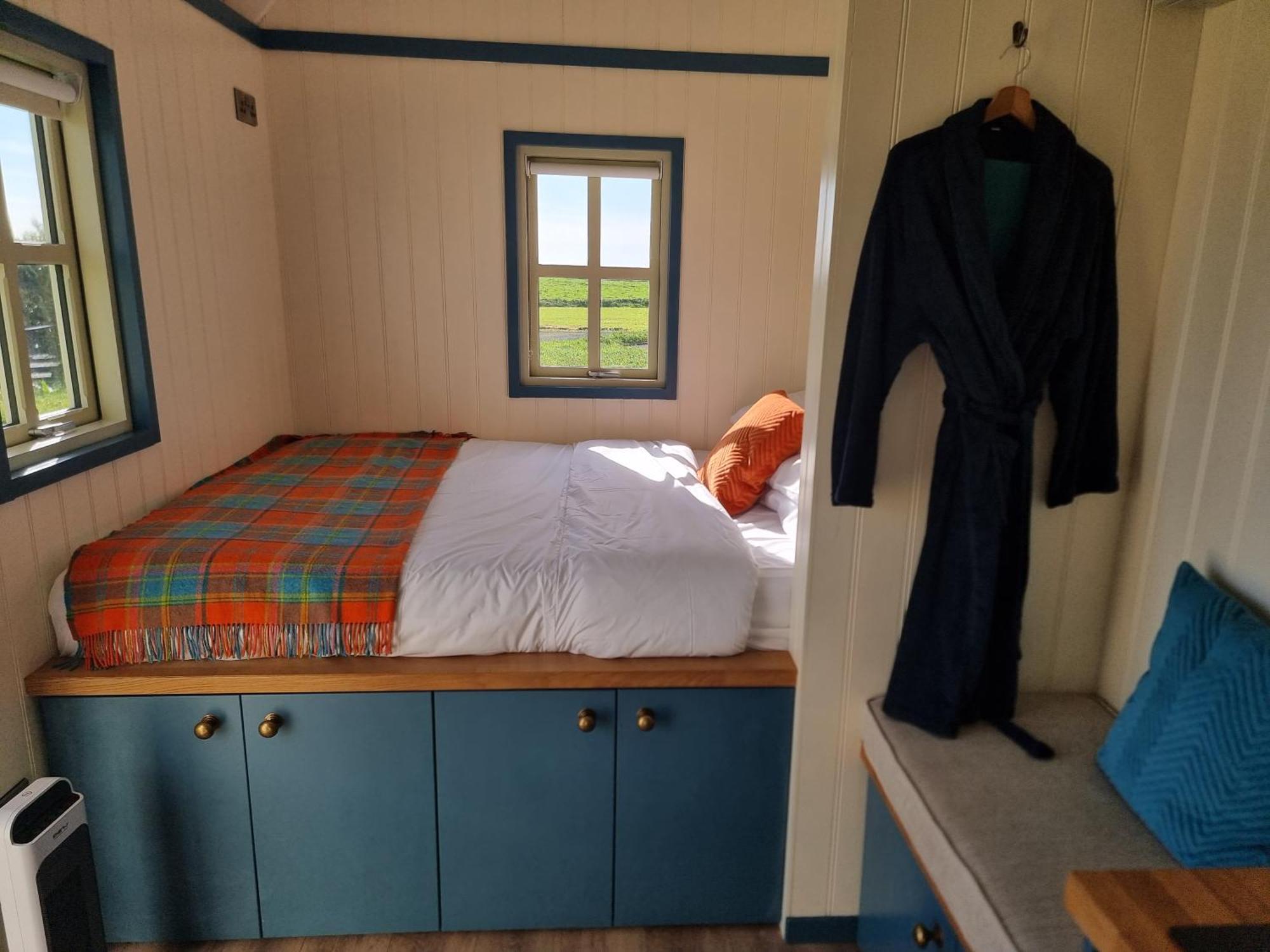 הוילה דולין Wild Meadow Huts מראה חיצוני תמונה
