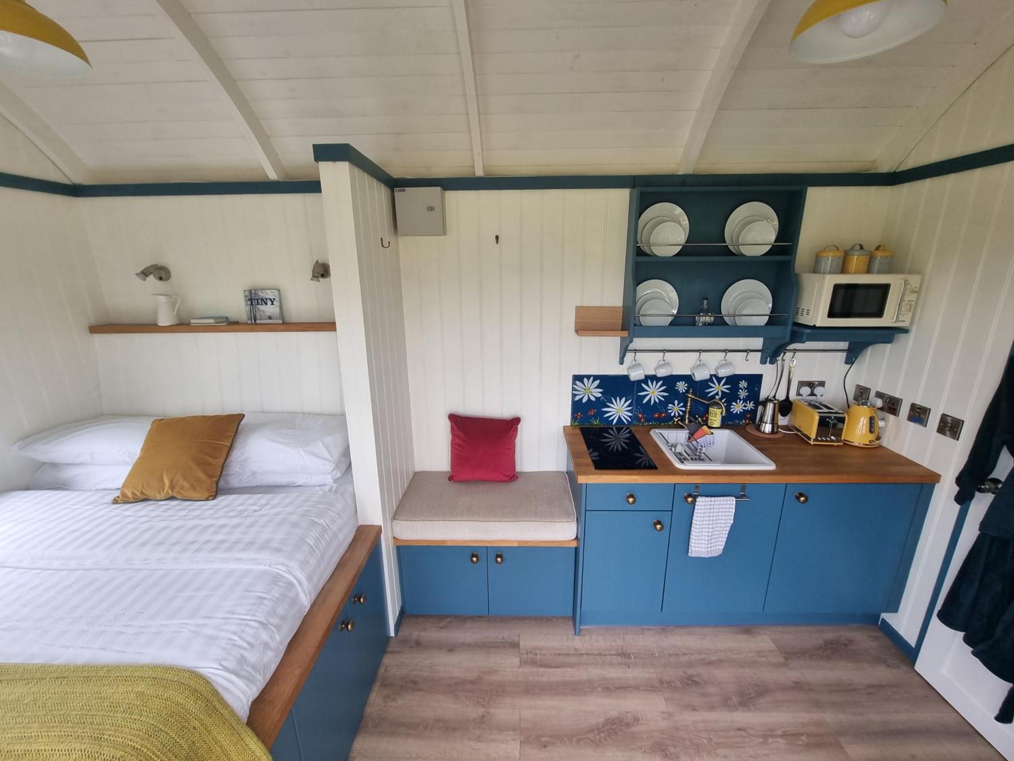 הוילה דולין Wild Meadow Huts מראה חיצוני תמונה