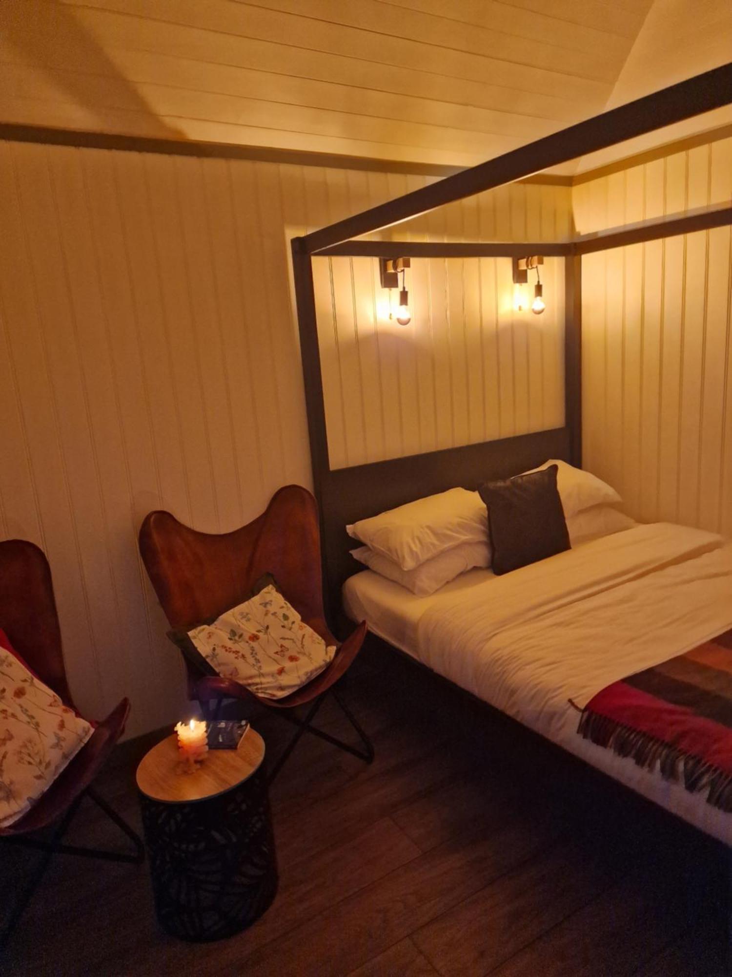 הוילה דולין Wild Meadow Huts מראה חיצוני תמונה